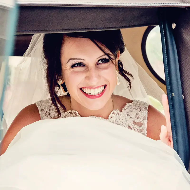 A grand entrance by the bride in her carriage in Kenilworth A grand entrance by the bride in her carriage in Kenilworth
